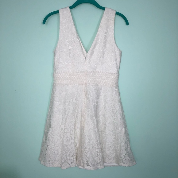 BRAND NEW White Lace Dress - Francesca’s - Picture 4 of 5